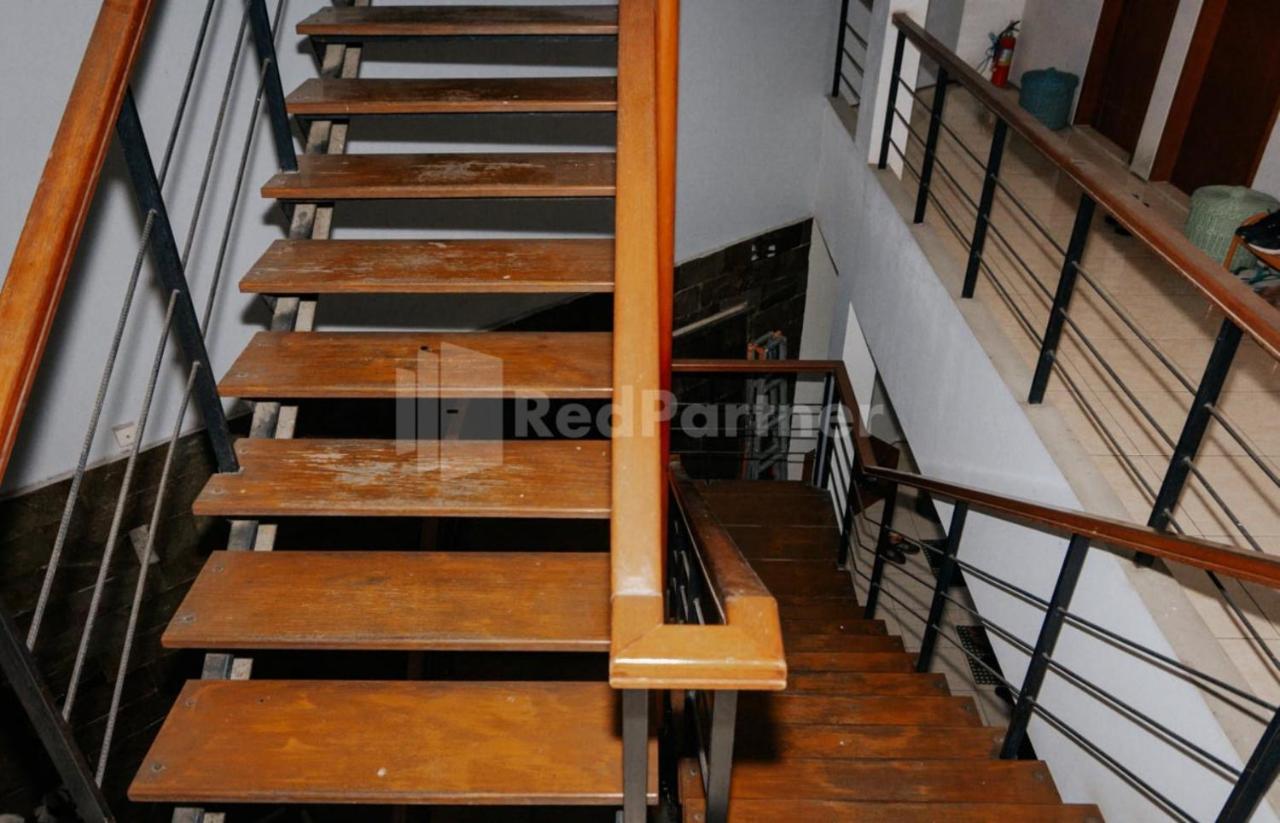 De Lugano Scbd Syariah Mitra Reddoorz Hotell Jakarta Eksteriør bilde